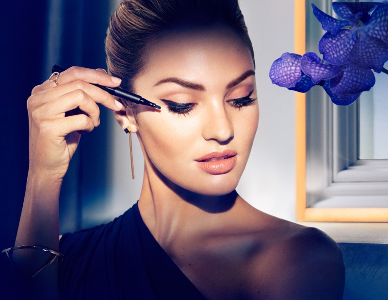 Beautiful South African Fashion Model Candice Swanepoel Modeling For Max Factor Makeup Ads (Beautiful Max Factor Ads) Modeling As One Of The Highest Paid Models In The World.
